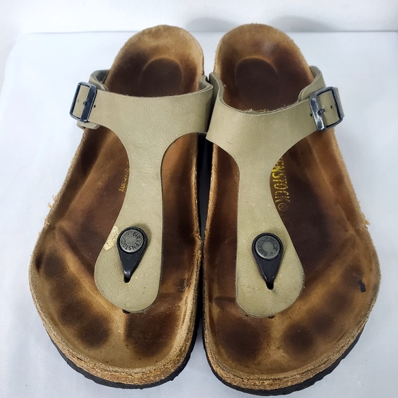 Birkenstock Gizeh Green Sandal - Picture 3 of 15